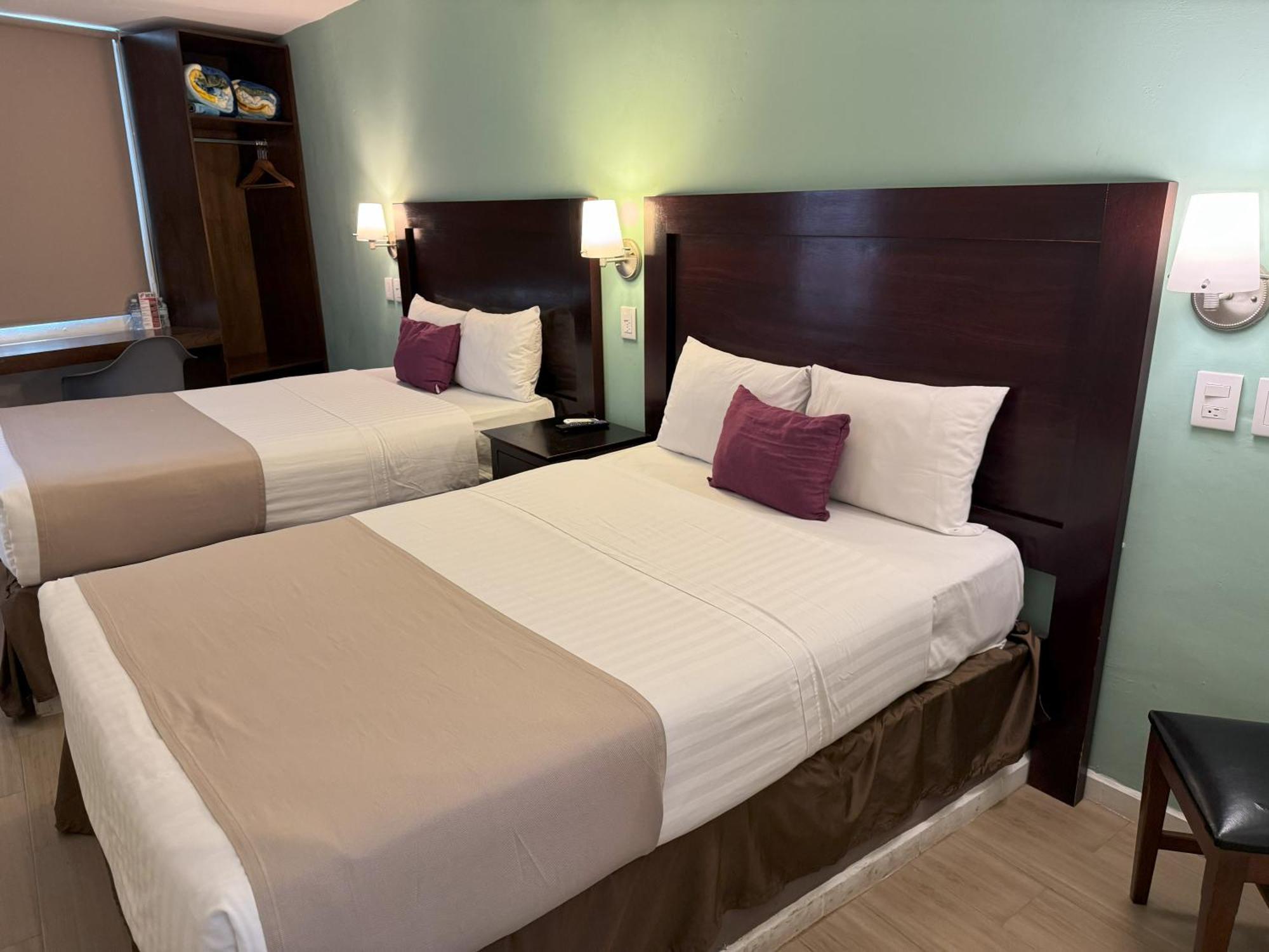 Hotel Arribo 3*
